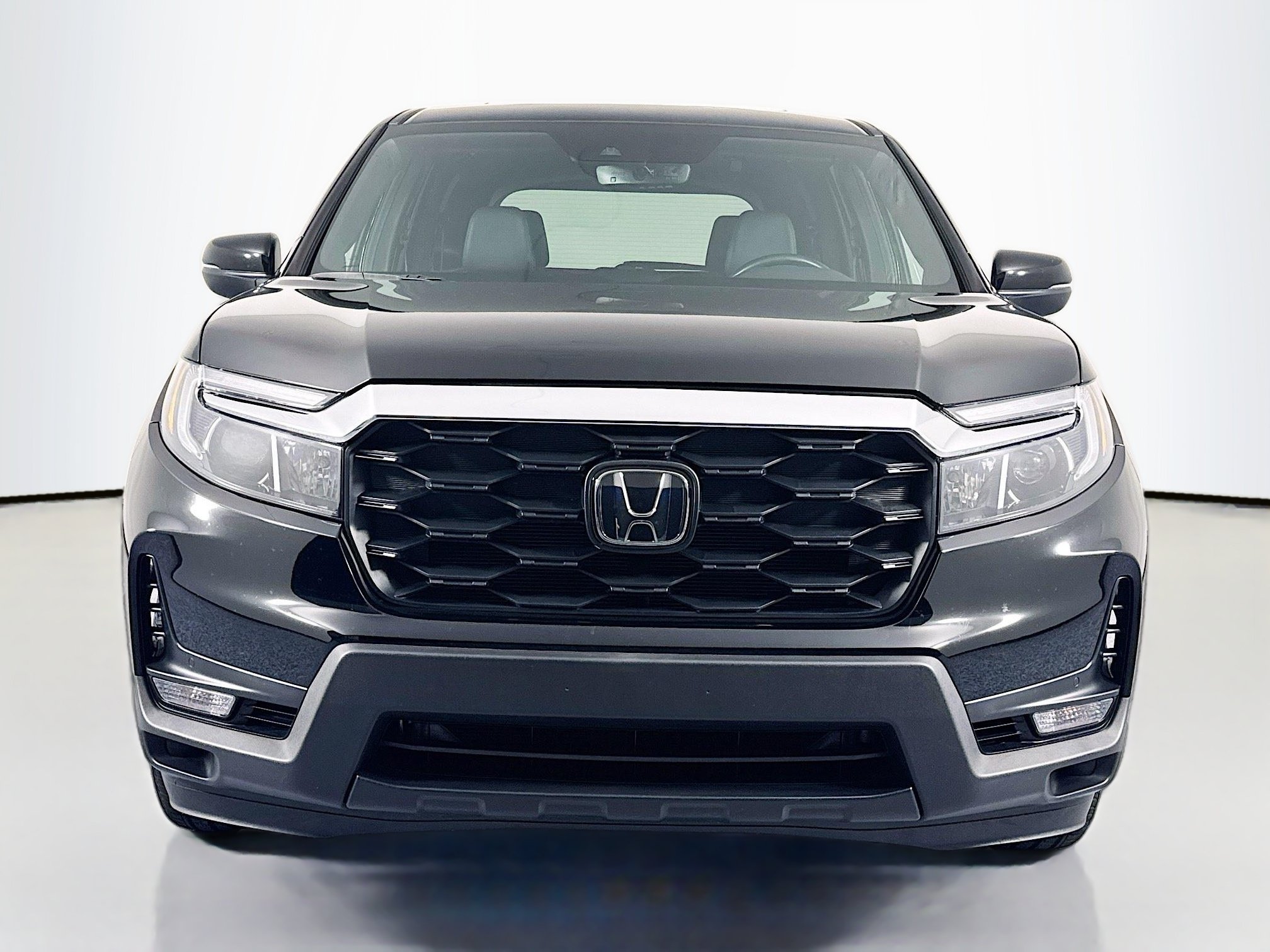 Certified 2023 Honda Passport EX-L image 2