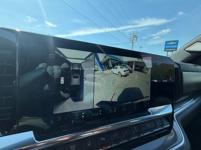 Used 2025 Chevrolet Silverado 3500 High Country w/ High Country Premium Package AWD/4WD image 23