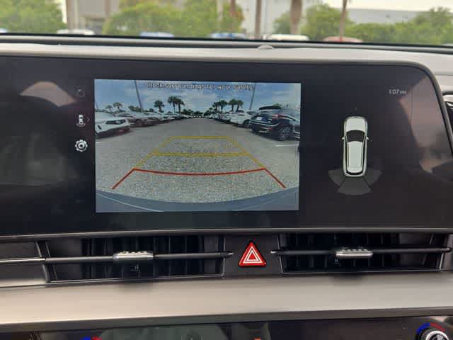 Used 2023 Kia Sportage EX FWD image 28