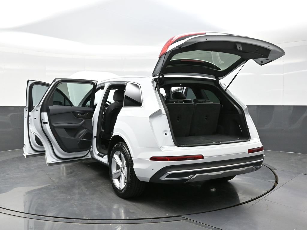 Used 2023 Audi Q7 2.0T Premium Plus w/ Premium Plus Package image 40