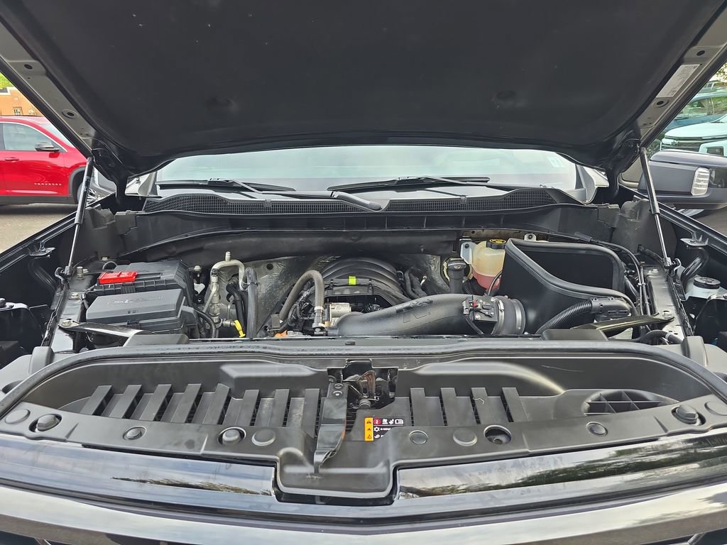 Used 2022 Chevrolet Silverado 1500 ZR2 w/ Technology Package image 18