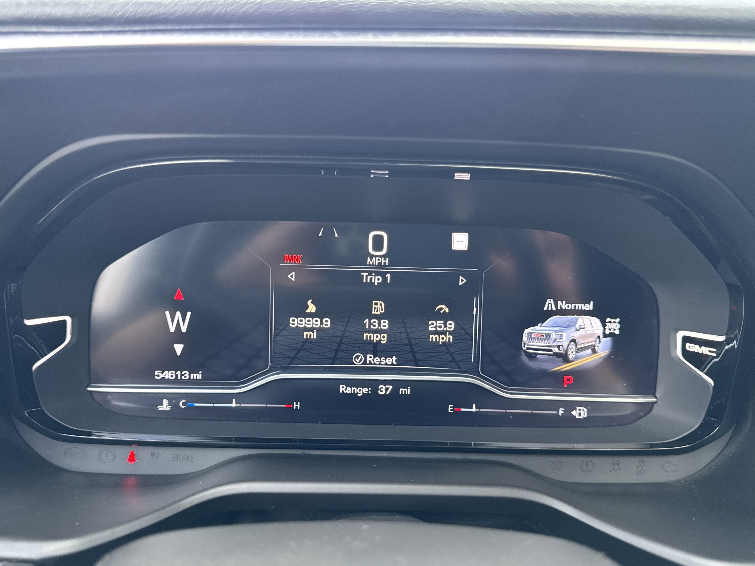 Used 2022 GMC Yukon Denali image 97