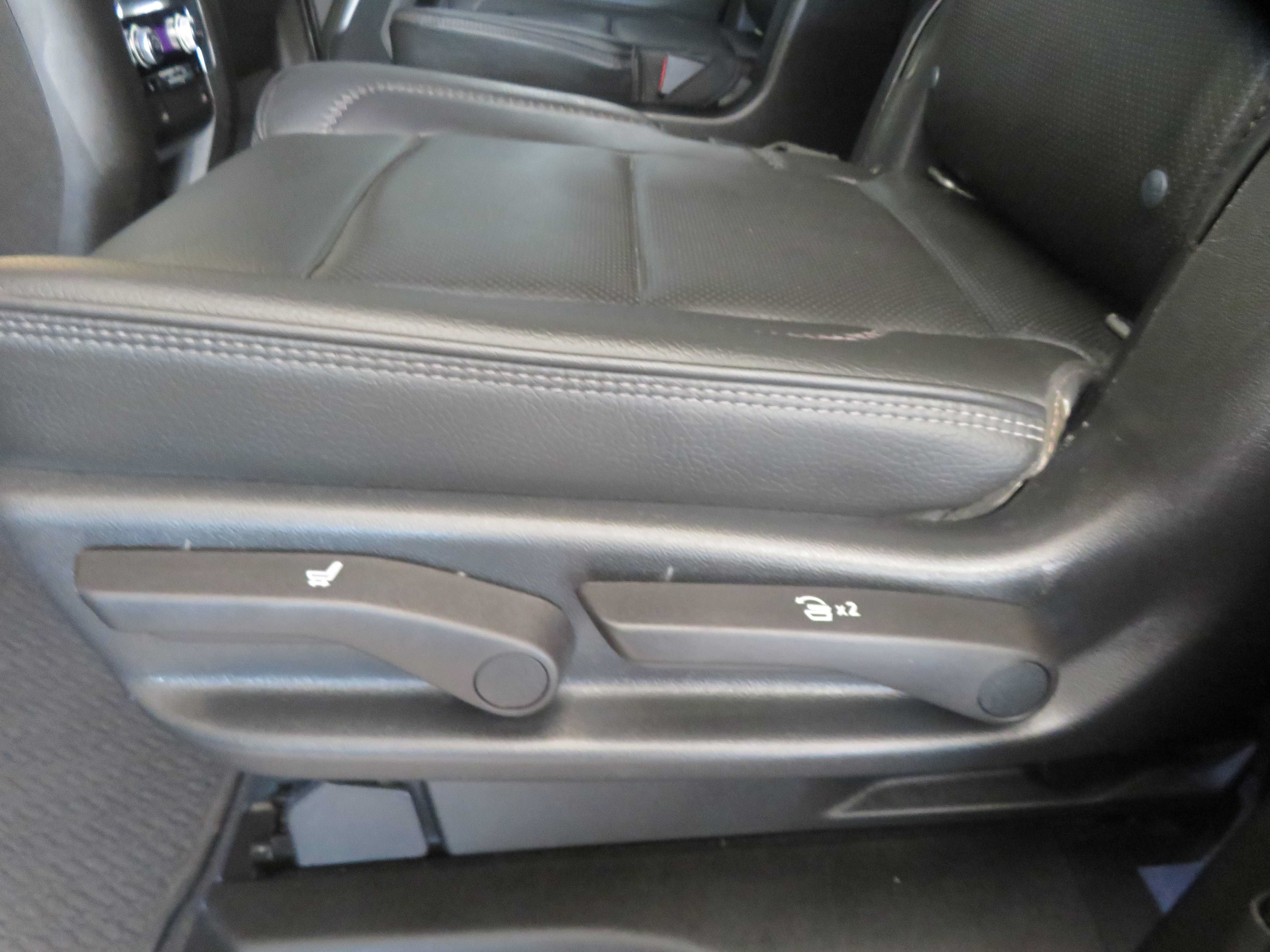 Used 2021 GMC Yukon Denali AWD/4WD image 21