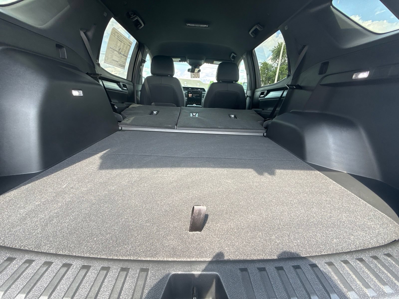 New 2027 GMC Terrain Elevation w/ Elevation Premium Package AWD/4WD image 17