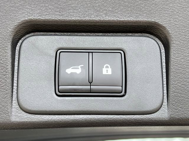 New 2026 Nissan Rogue SV w/ Cold Weather Package image 33