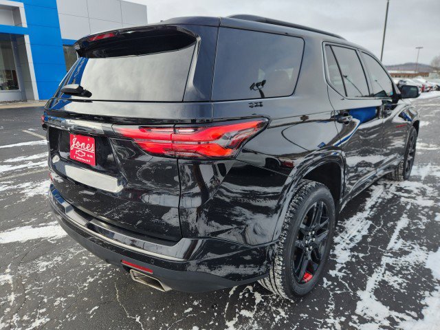 Used 2022 Chevrolet Traverse Premier w/ Redline Edition image 5