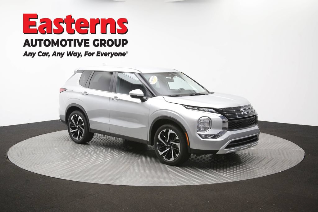 Used 2024 Mitsubishi Outlander SE FWD image 51
