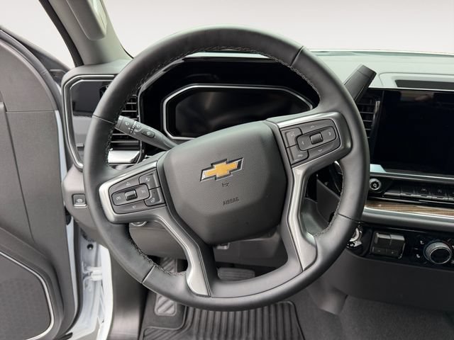 Certified 2026 Chevrolet Silverado 1500 LT AWD/4WD image 12