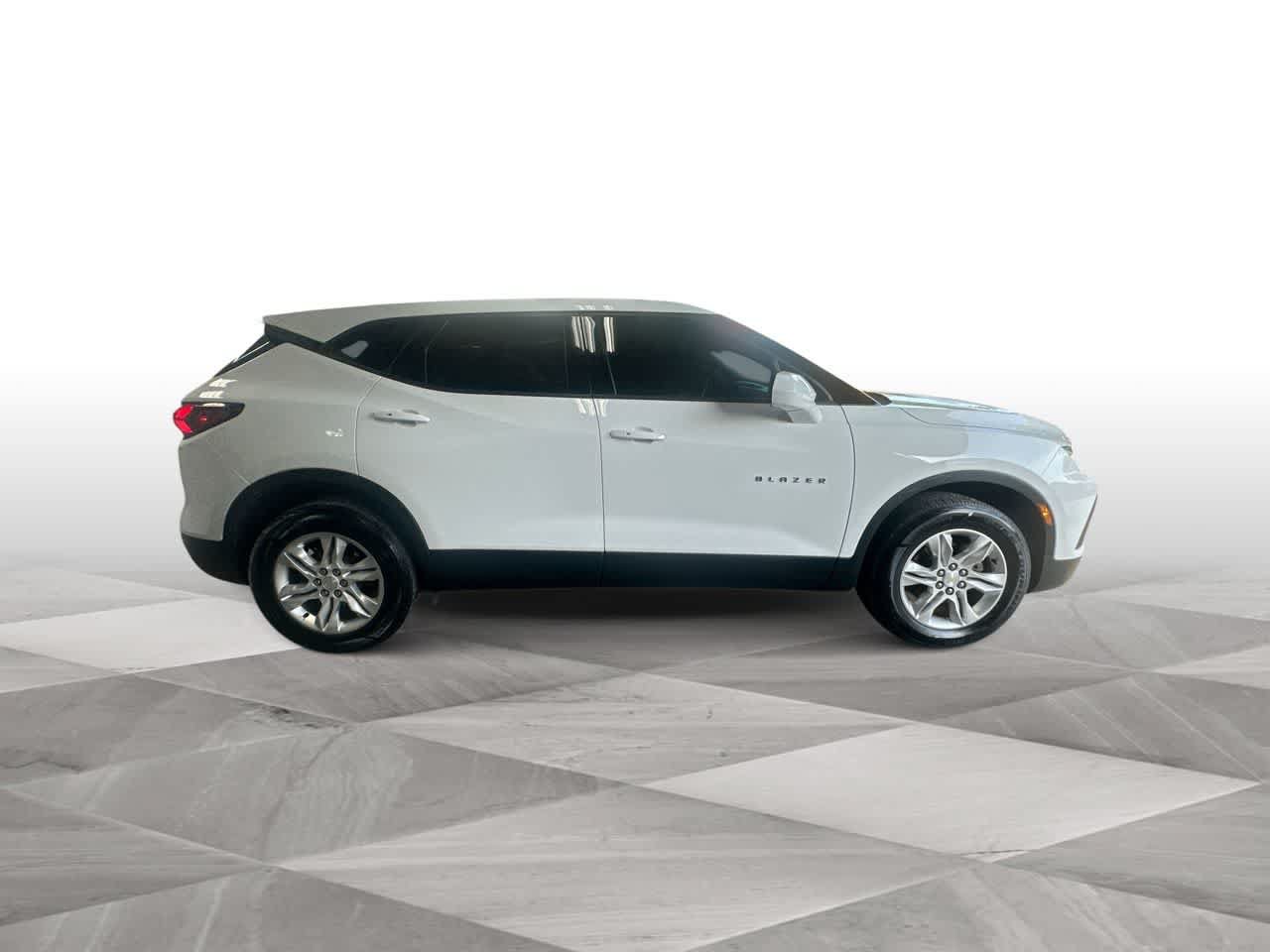 Used 2021 Chevrolet Blazer LT FWD image 9