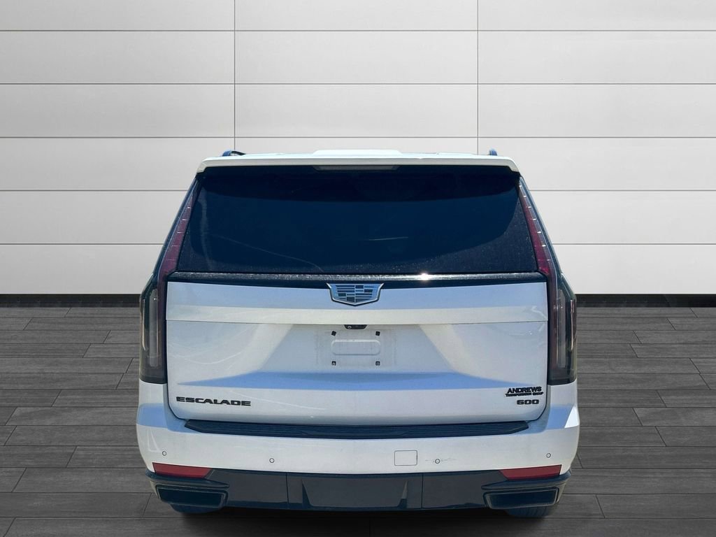 Used 2021 Cadillac Escalade Sport Platinum AWD/4WD image 4