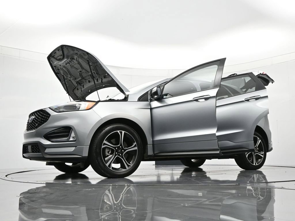 Used 2020 Ford Edge ST image 50