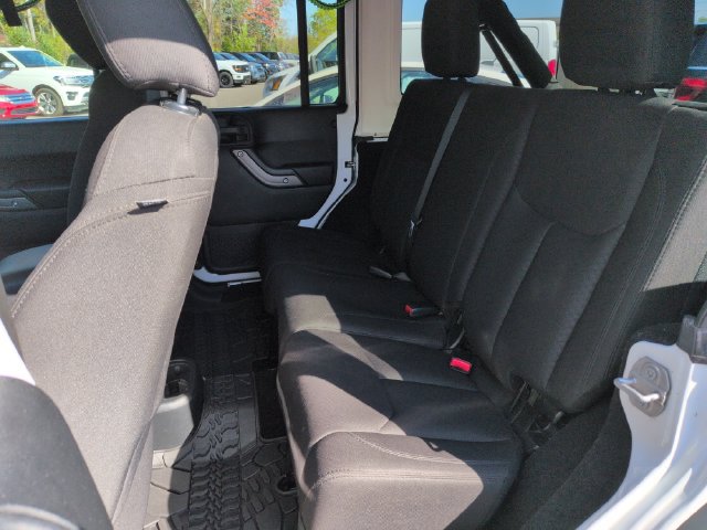 Used 2018 Jeep Wrangler Unlimited Sport S AWD/4WD image 22