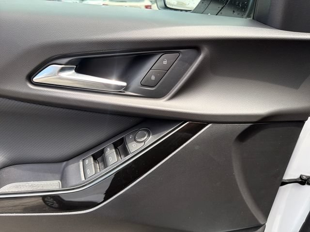 New 2027 Chevrolet Equinox LT w/ Safety and Technology Package FWD image 24