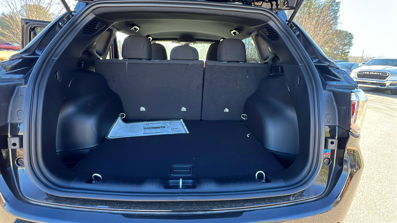 Certified 2025 Jeep Compass Sport image 13