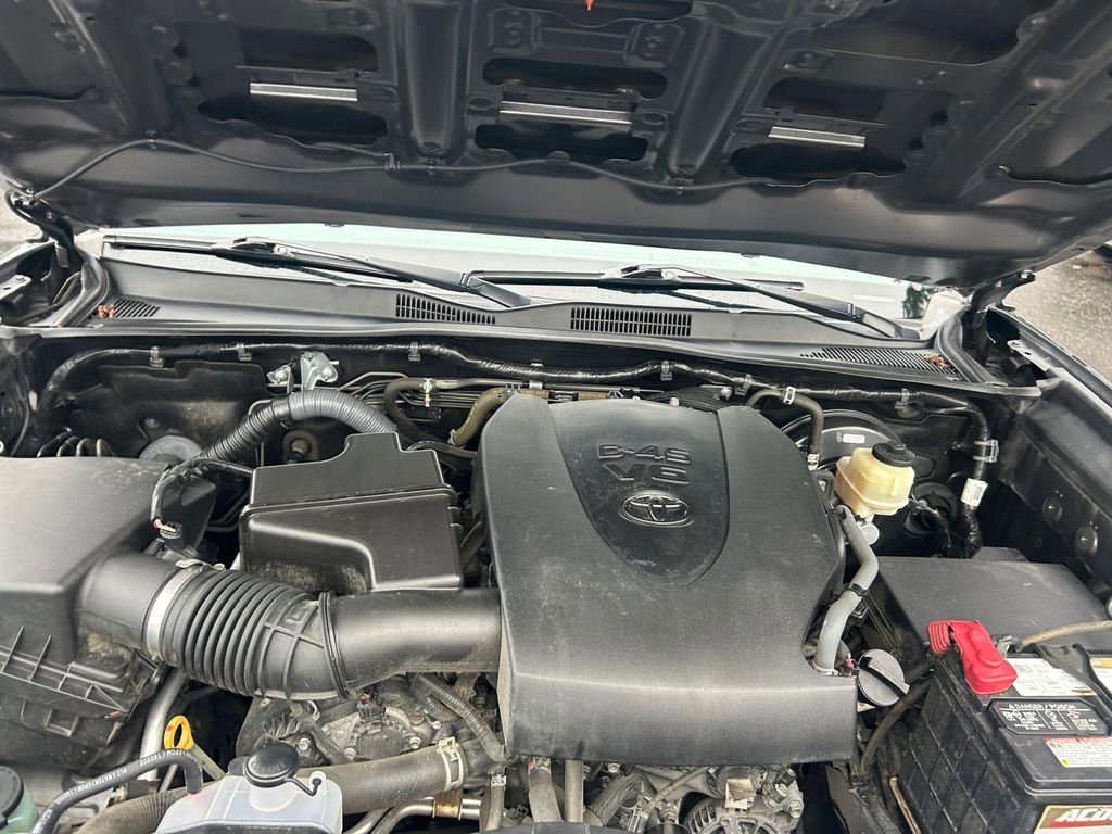 Used 2016 Toyota Tacoma TRD Sport w/ Towing Package image 29