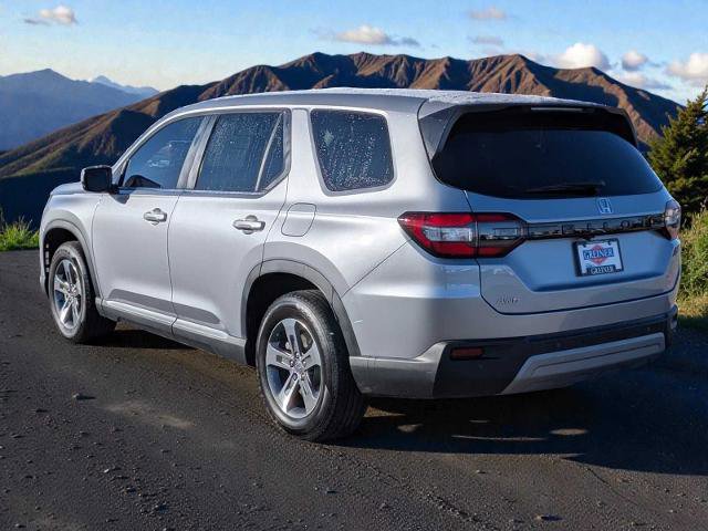 Used 2025 Honda Pilot EX-L image 4