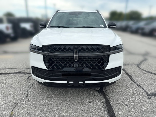 New 2027 Lincoln Navigator L Reserve w/ Jet Appearance Package AWD/4WD image 12