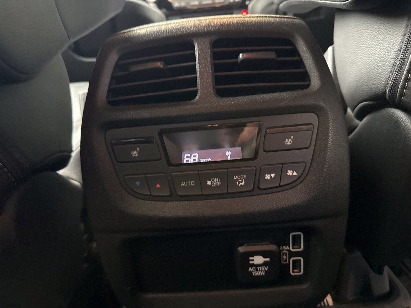Used 2022 Honda Passport Elite image 17