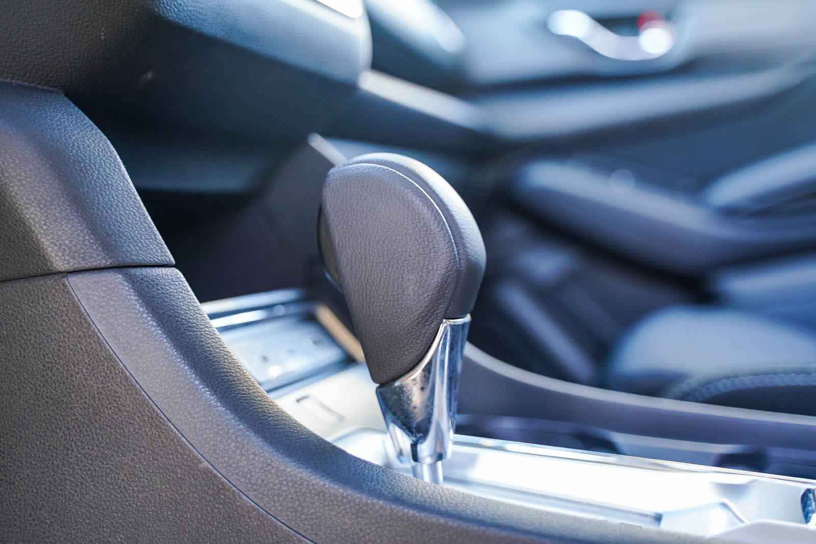 Certified 2024 Subaru Ascent Premium w/ Convenience Package image 19