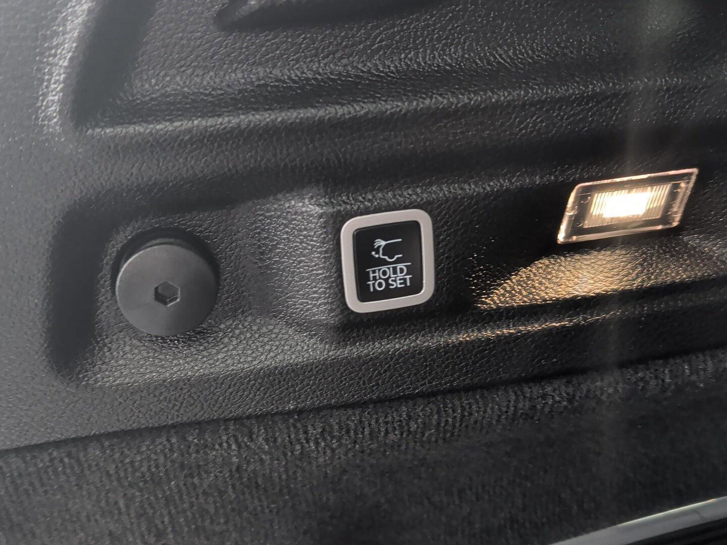 Used 2023 Jeep Grand Cherokee L Summit image 11