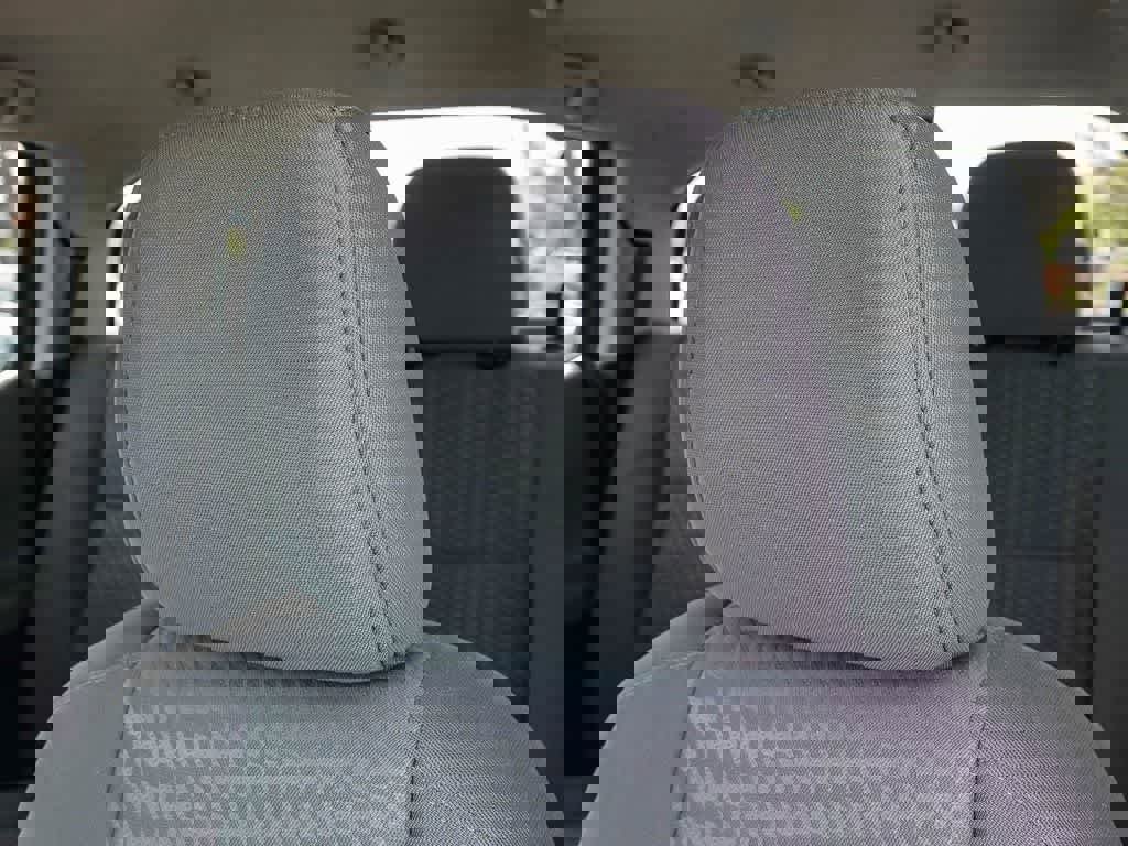 Used 2020 Toyota Tacoma SR5 RWD image 24