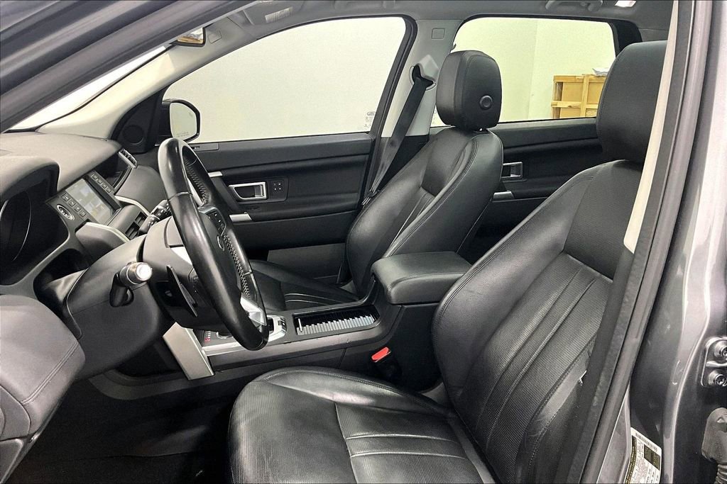 Used 2018 Land Rover Discovery Sport HSE AWD/4WD image 26