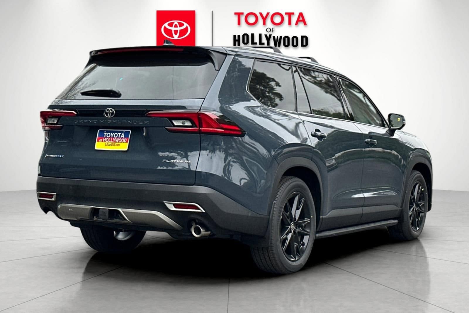New 2026 Toyota Grand Highlander AWD Hybrid image 4
