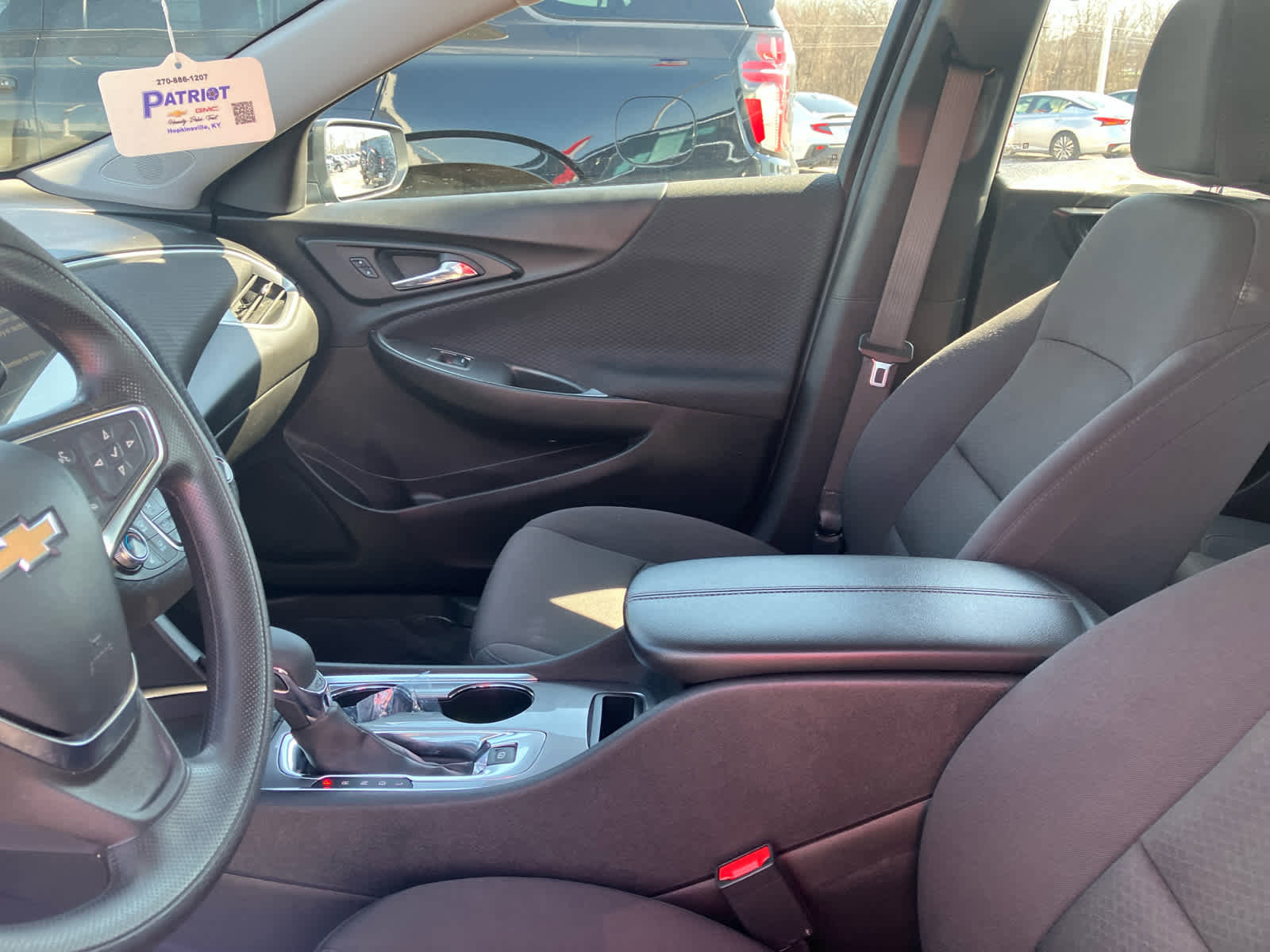 Used 2025 Chevrolet Malibu LT image 9