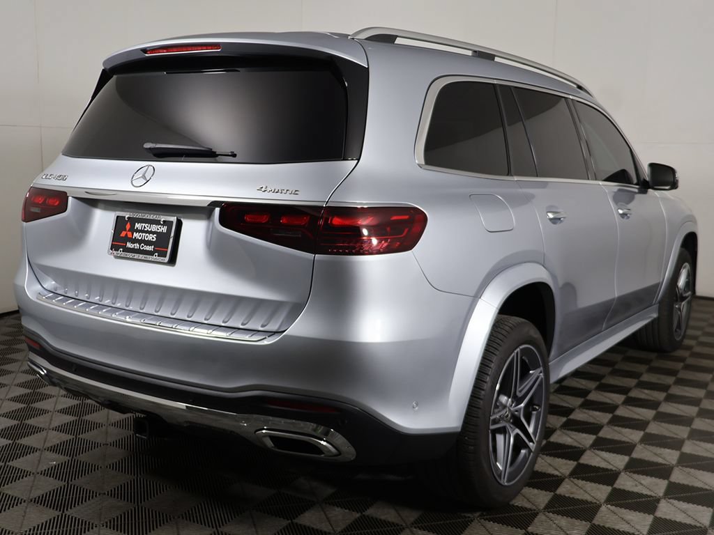 Used 2025 Mercedes-Benz GLS 450 4MATIC w/ AMG Line Exterior image 14