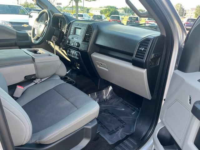 Used 2016 Ford F150 XL w/ Equipment Group 101A Mid AWD/4WD image 9