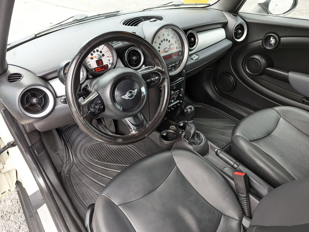 Used 2011 MINI Cooper Convertible FWD image 14