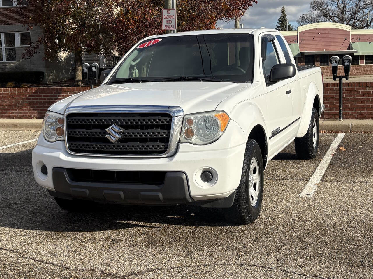 Used 2011 Suzuki Equator 2WD Extended Cab image 6