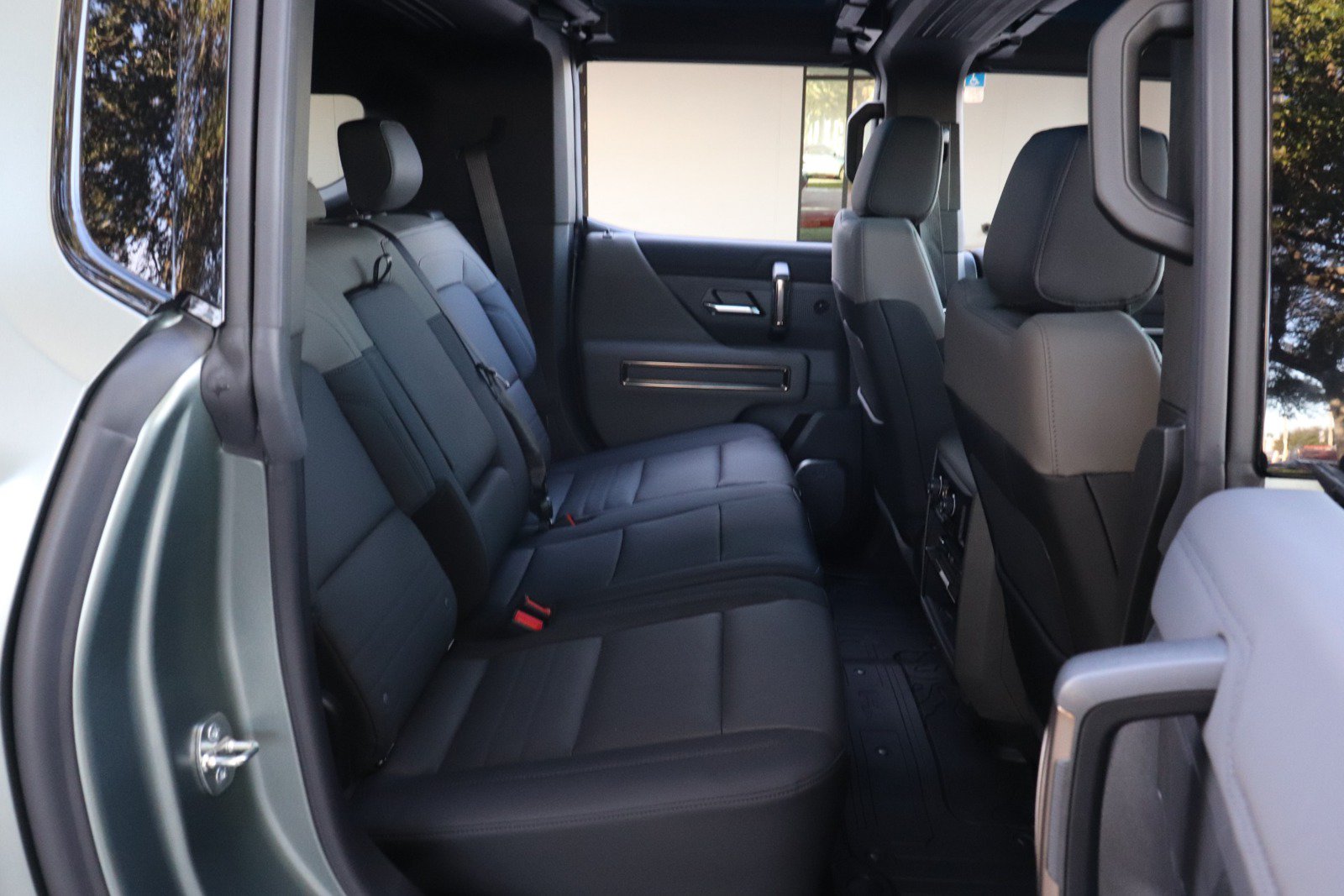 Used 2024 GMC Hummer EV 3X AWD/4WD image 35
