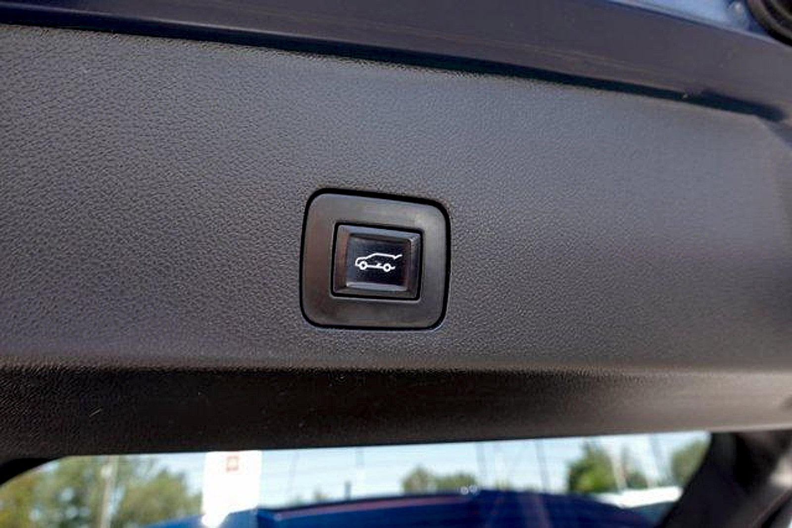 Used 2022 Buick Encore GX Select AWD/4WD image 24
