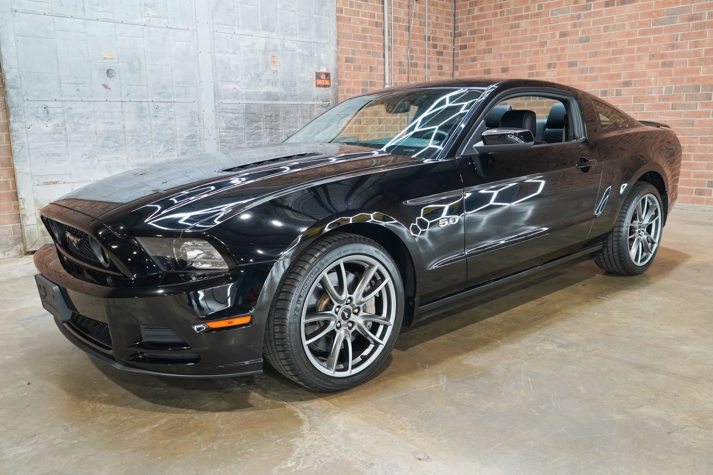 Used 2013 Ford Mustang GT Premium w/ Brembo Brake Pkg RWD image 6