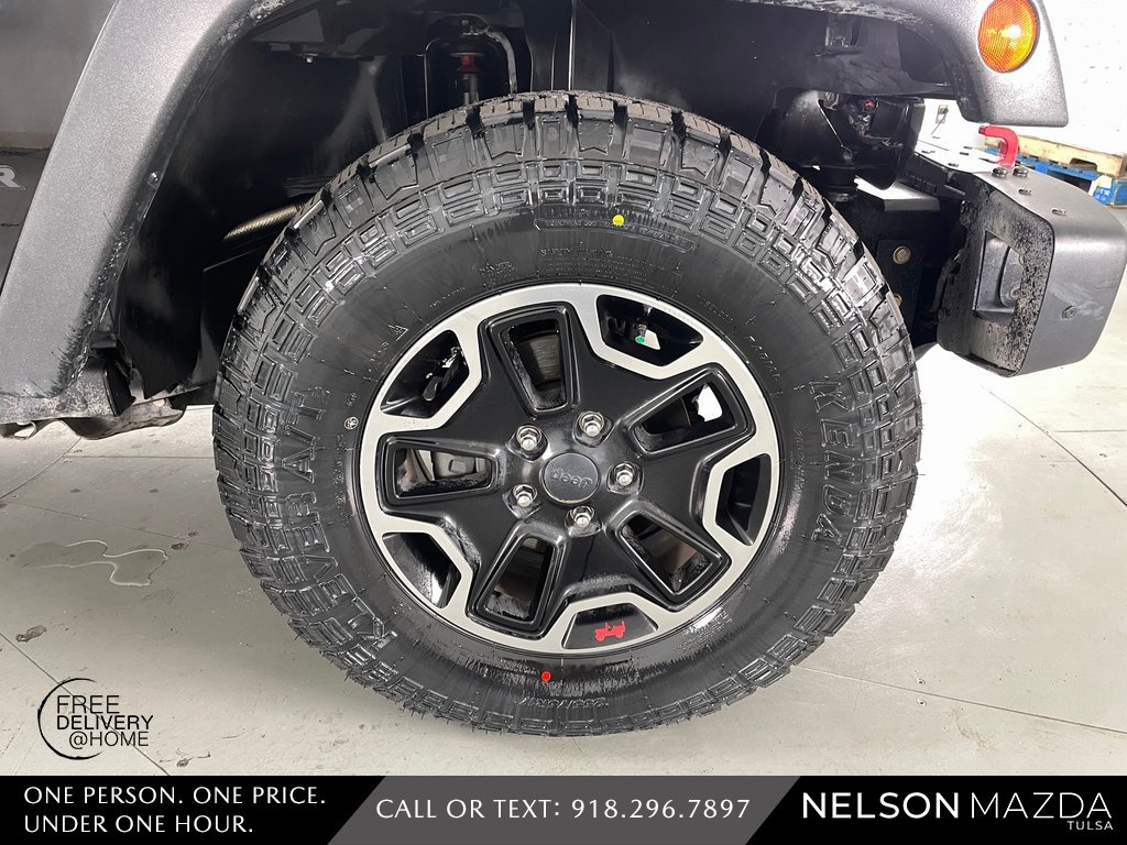 Used 2017 Jeep Wrangler Unlimited Rubicon image 14
