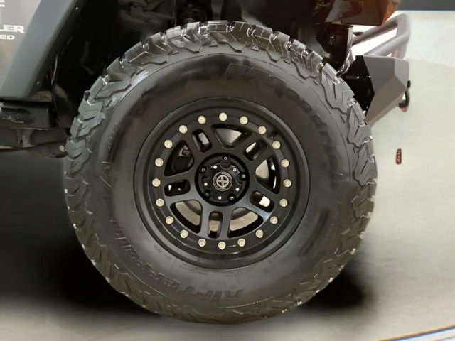 Used 2017 Jeep Wrangler Unlimited Sport w/ Connectivity Group image 99