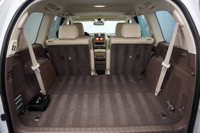 Used 2017 Lexus GX 460 Luxury w/ Preferred Accessory Package AWD/4WD image 42