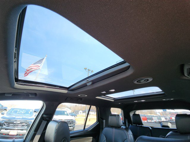 Used 2023 Chevrolet Traverse RS w/ LPO, Floor Liner Package image 28