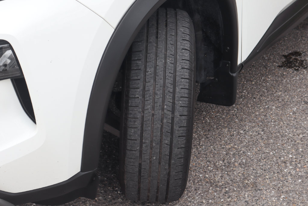 Used 2023 Nissan Rogue S FWD image 40