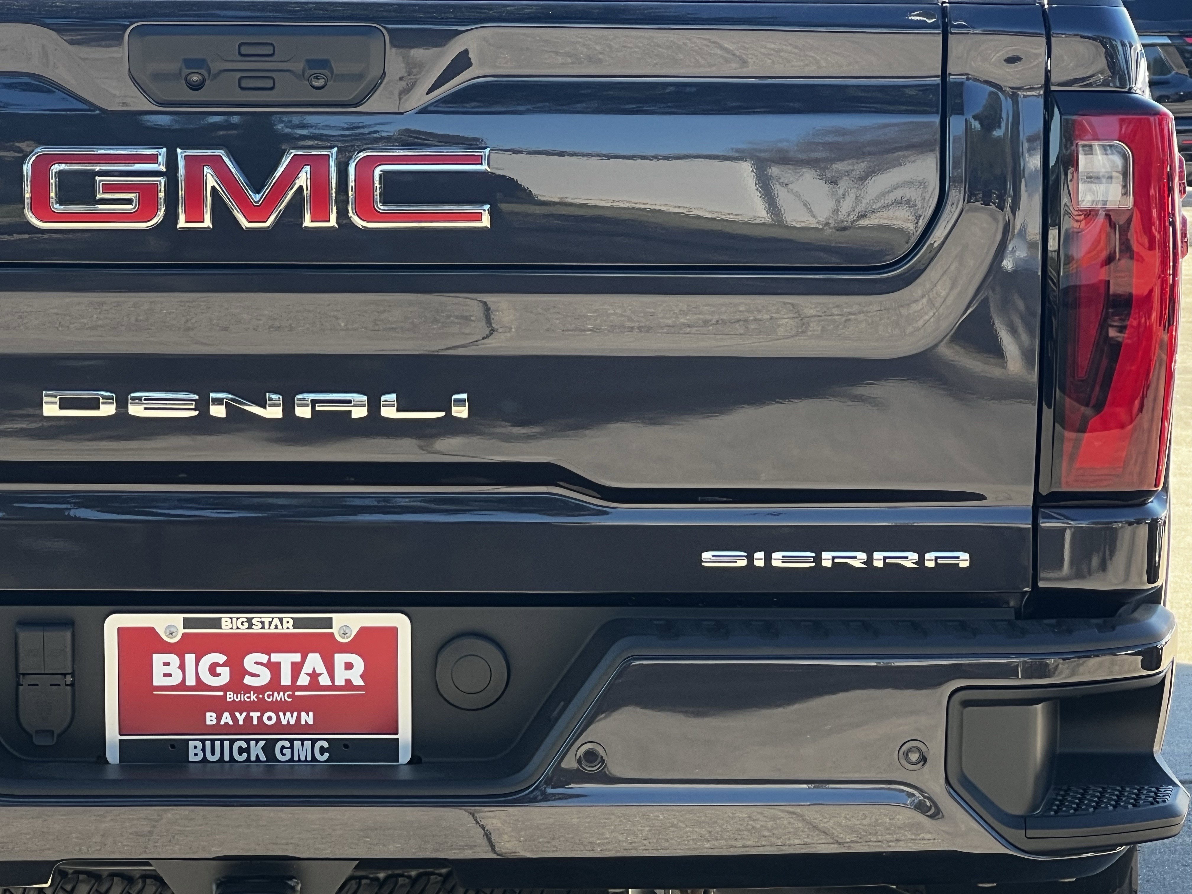 New 2026 GMC Sierra 2500 Denali w/ Denali Reserve Package image 5
