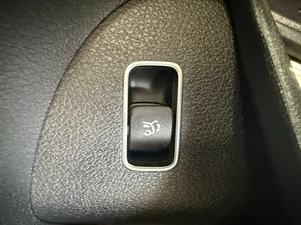 Used 2023 Mercedes-Benz GLS 450 4MATIC image 22