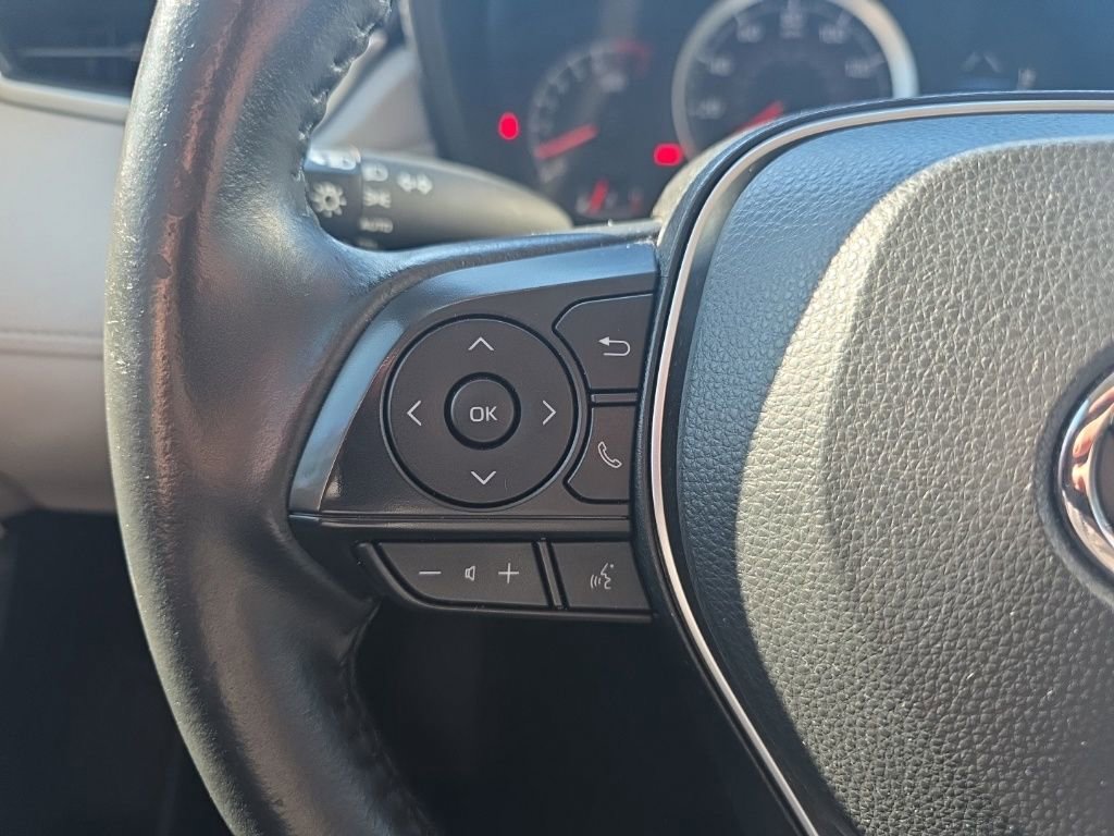 Used 2022 Toyota Corolla Cross LE image 21