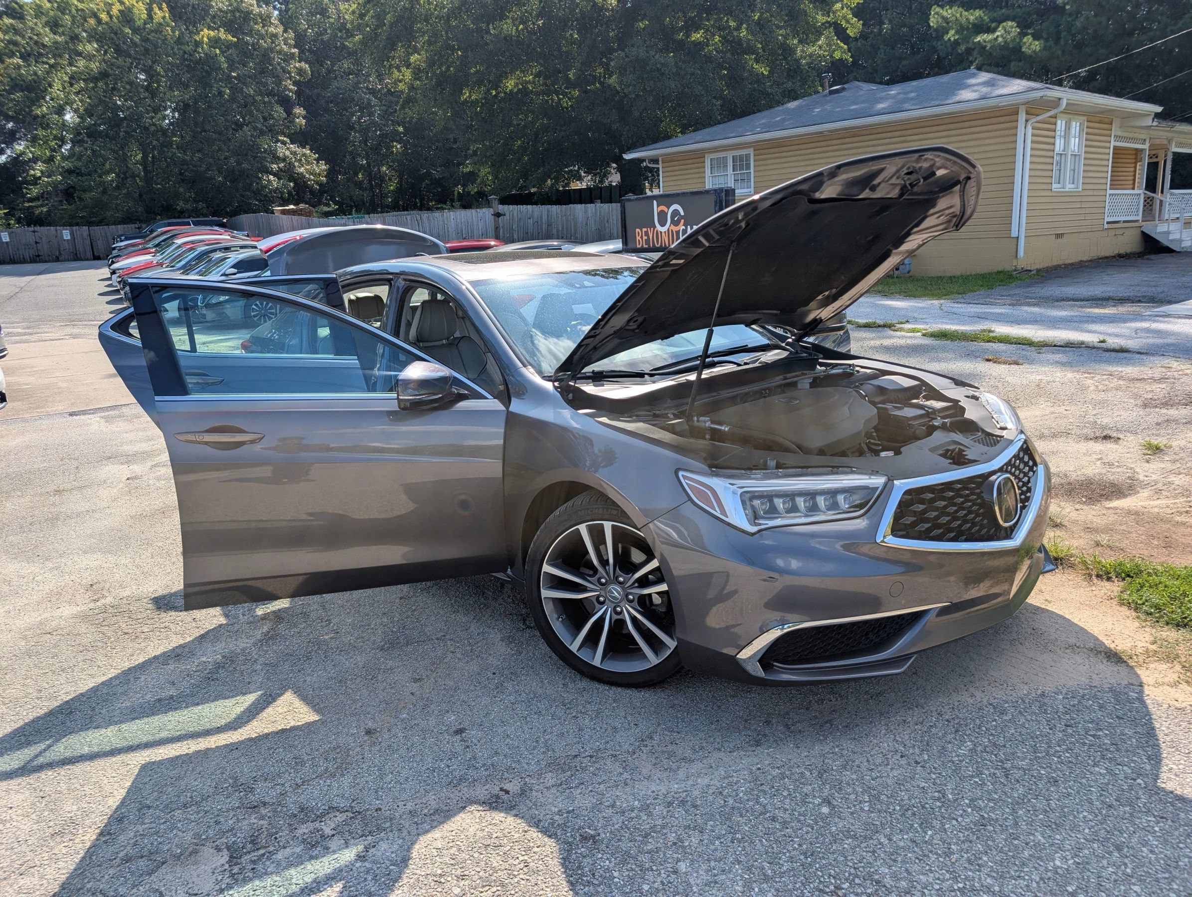 Used 2019 Acura TLX w/ Technology Package FWD image 12