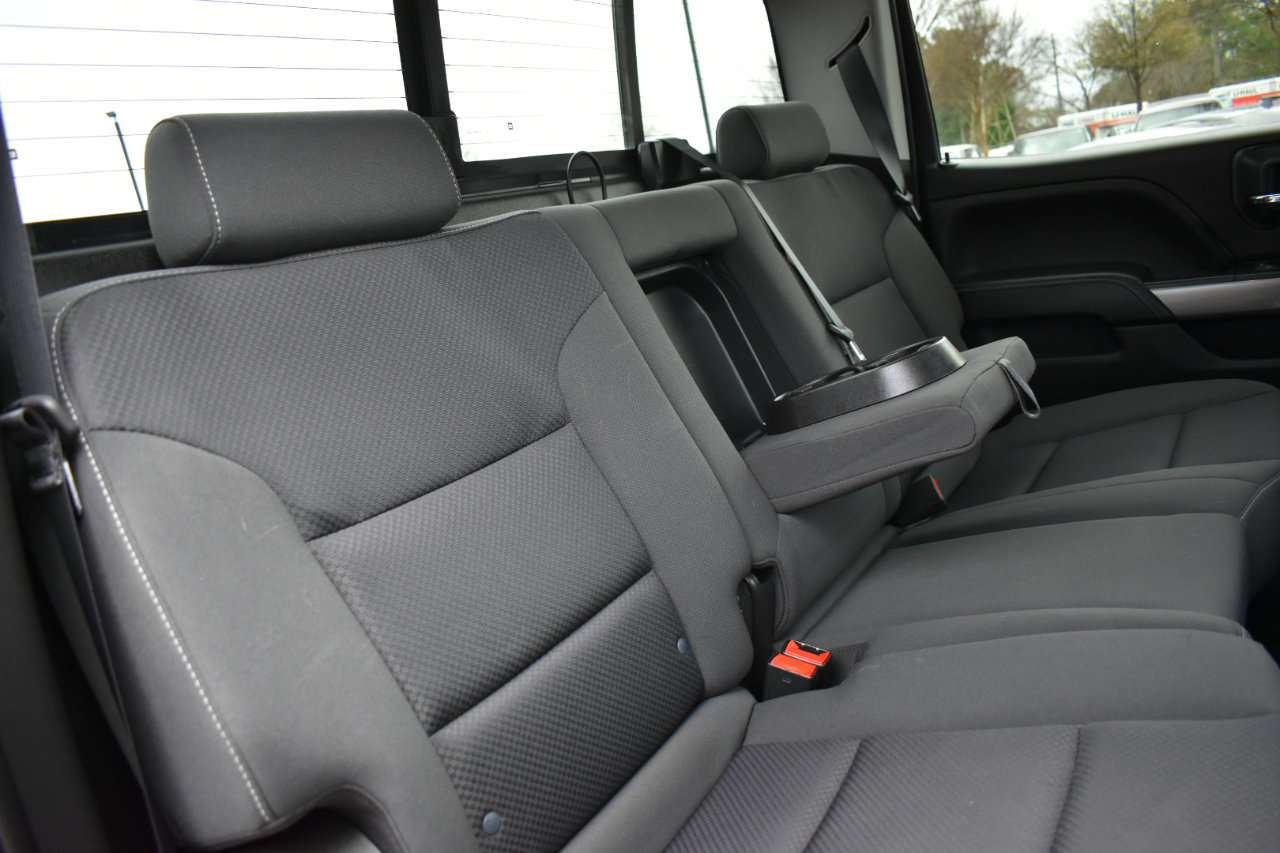 Used 2018 Chevrolet Silverado 1500 LT w/ All Star Edition image 27