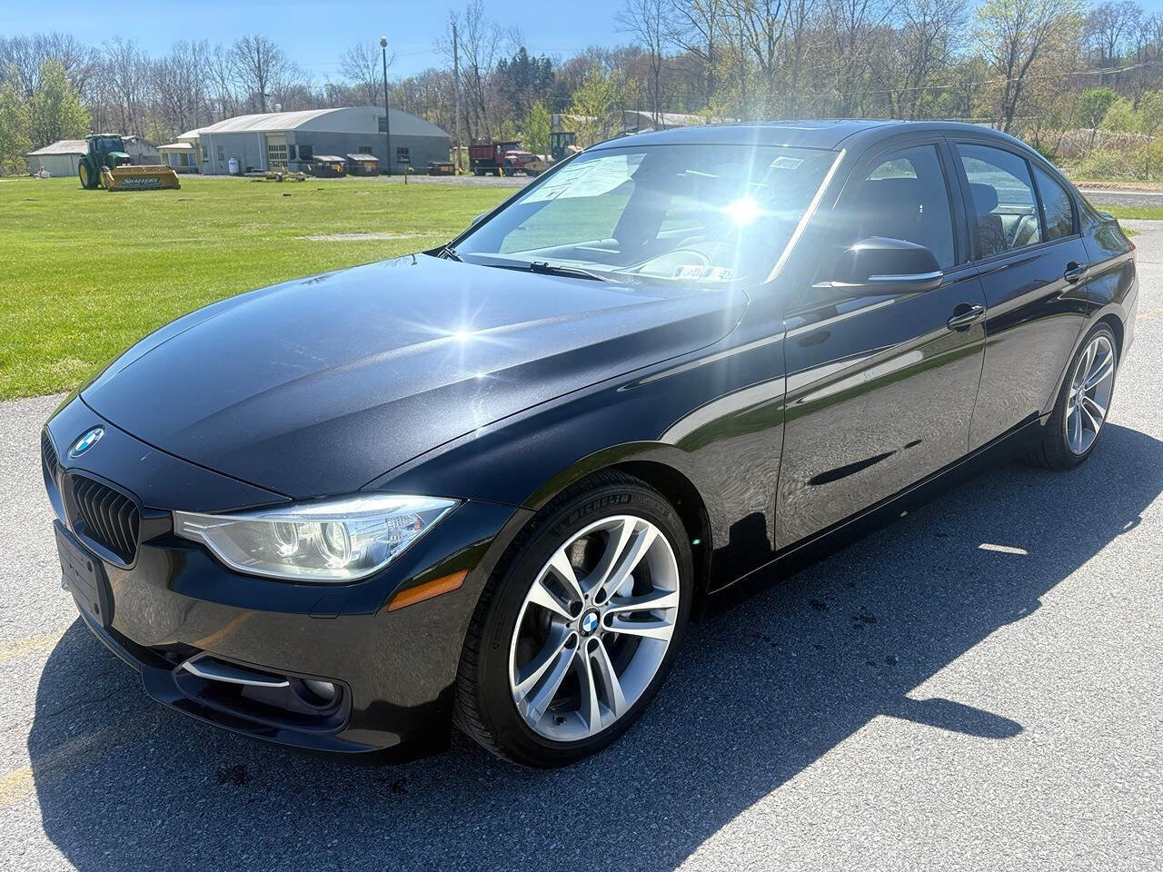 Used 2013 BMW 335i xDrive Sedan AWD/4WD image 3