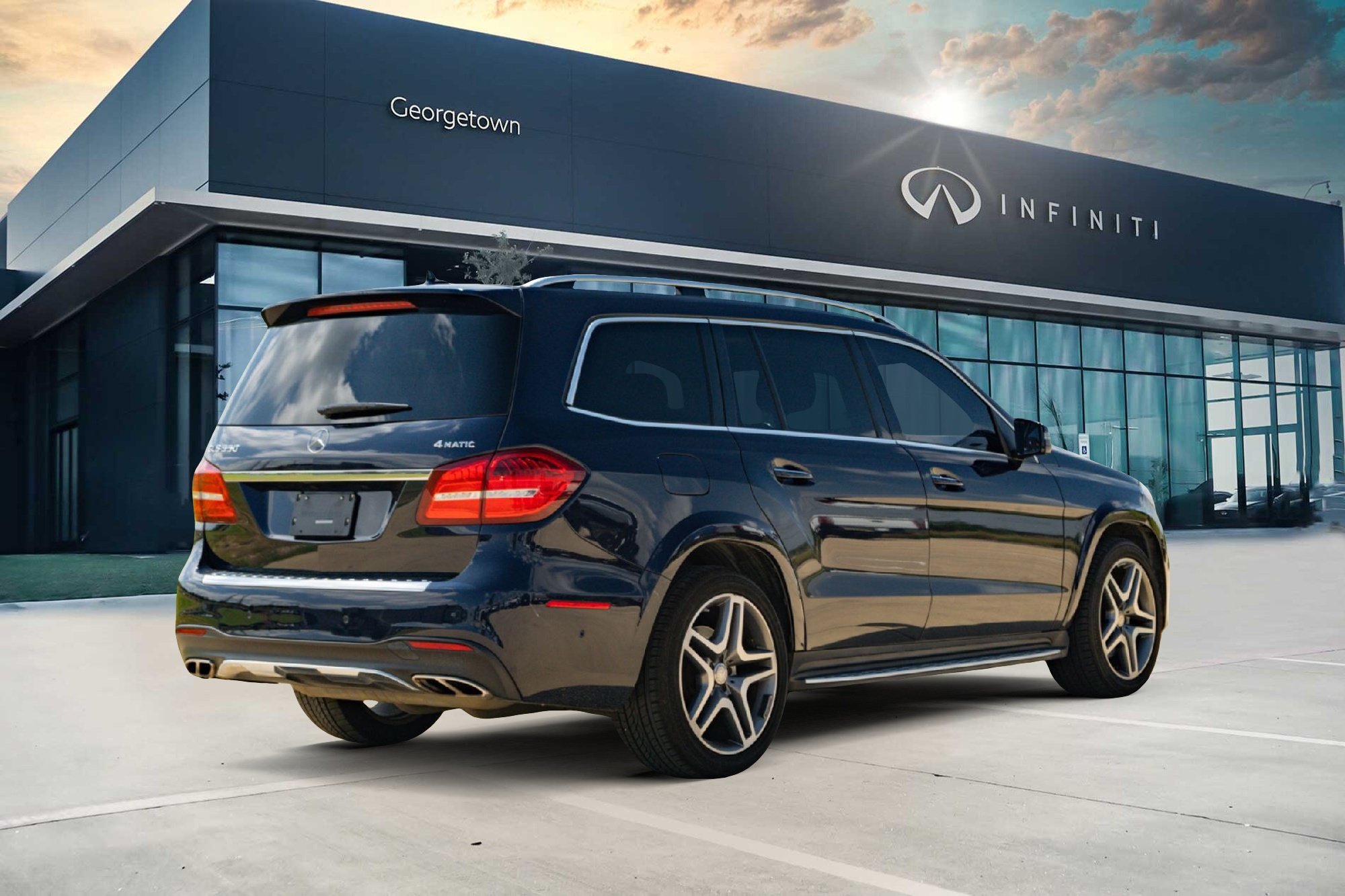 Used 2017 Mercedes-Benz GLS 550 4MATIC image 5
