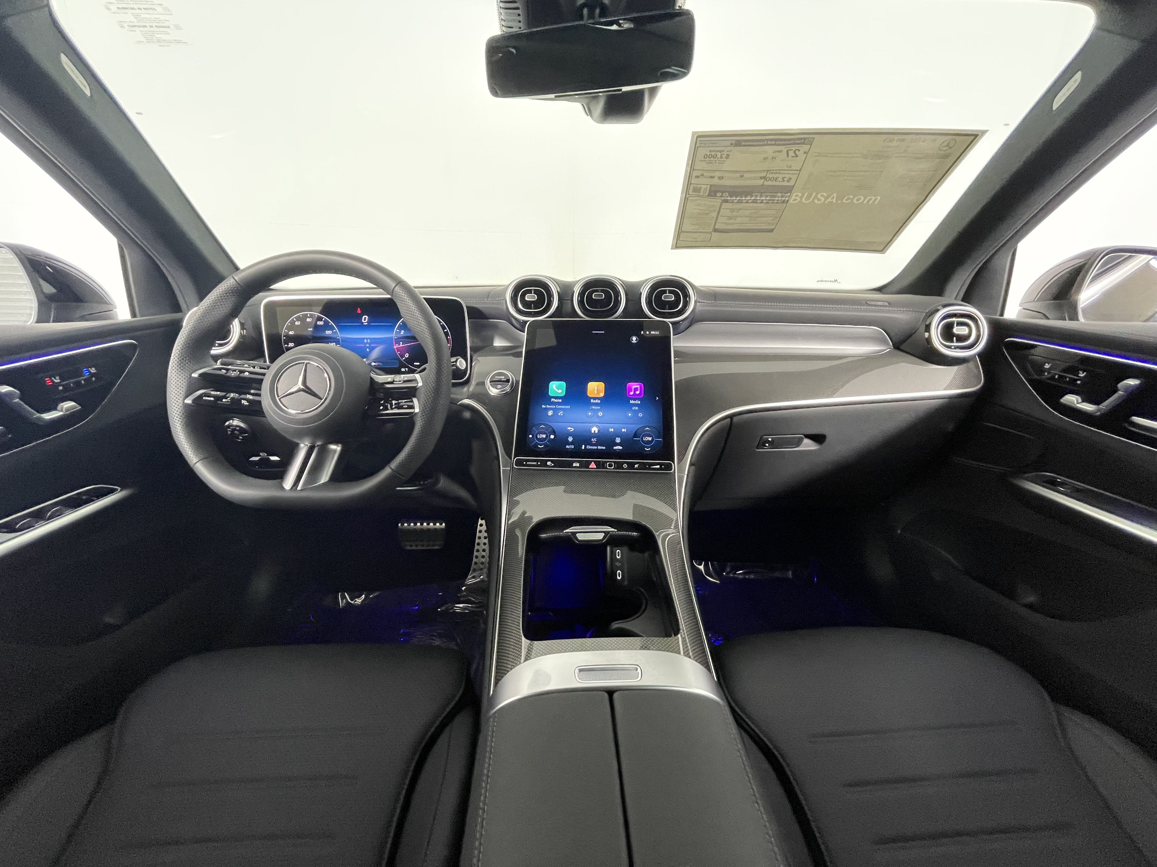 New 2026 Mercedes-Benz GLC 300 image 11