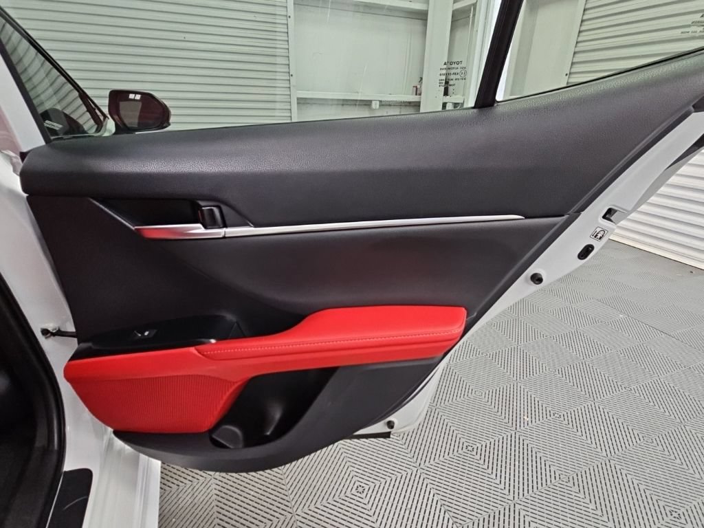 Used 2019 Toyota Camry XSE w/ Navigation Package FWD image 38