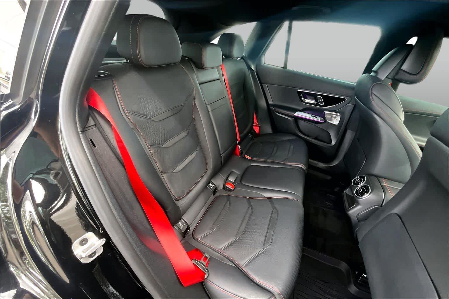 Used 2025 Mercedes-Benz GLC 43 AMG 4MATIC image 21